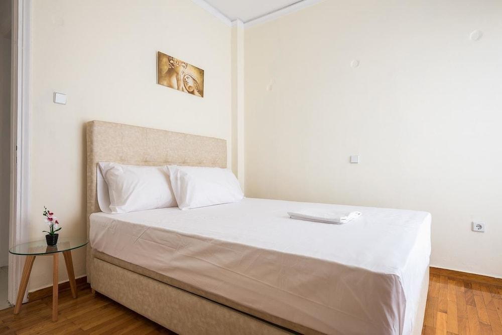 Acropolis View Paradise Apartments 아테네 외부 사진